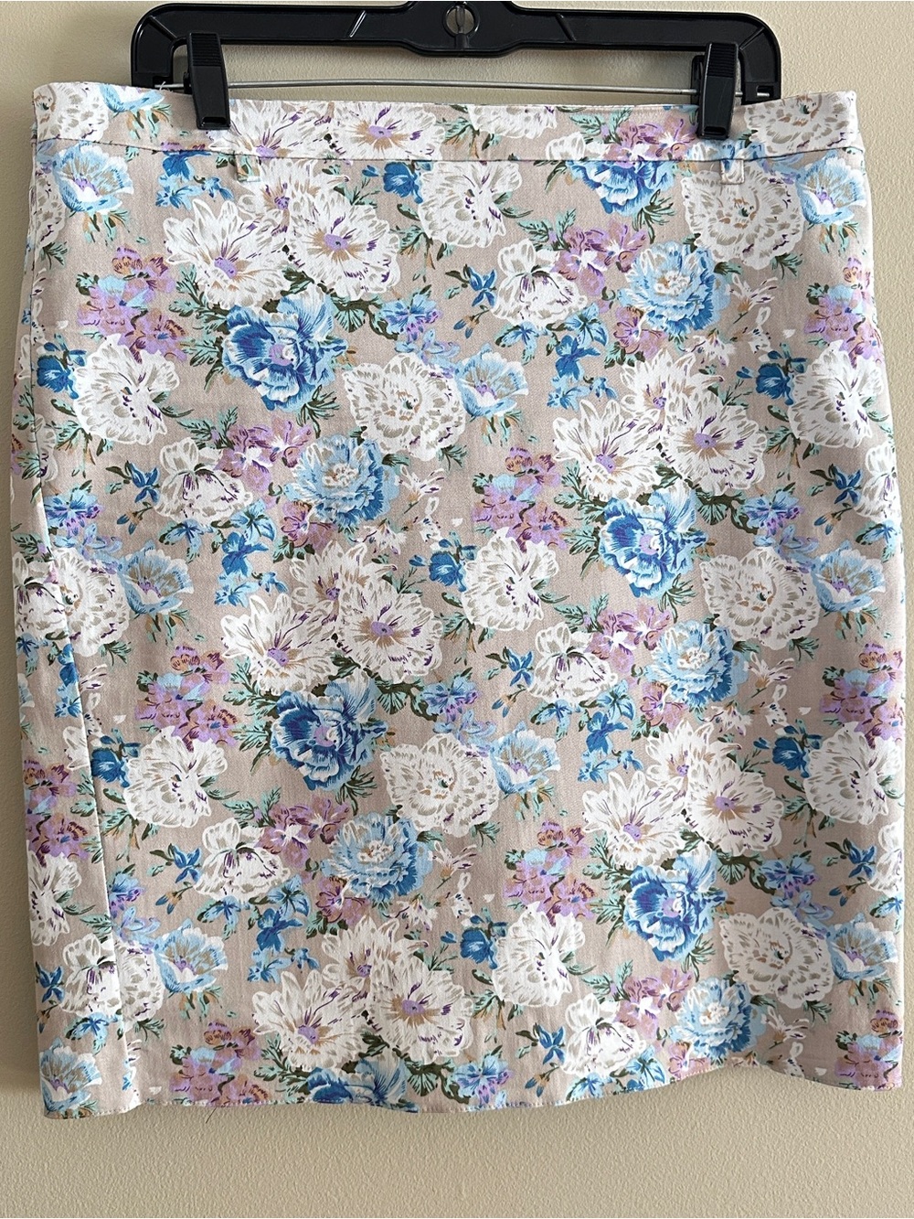 Floral Cotton Blend Beige Knee Length Lined Skirt with Blue & White Blooms Sz 14